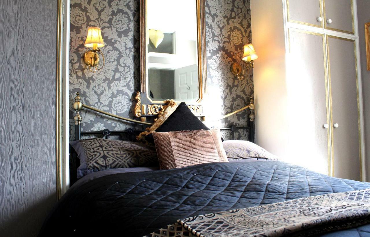 Holly House Bed And Breakfast And Apartments Hereford Exterior foto