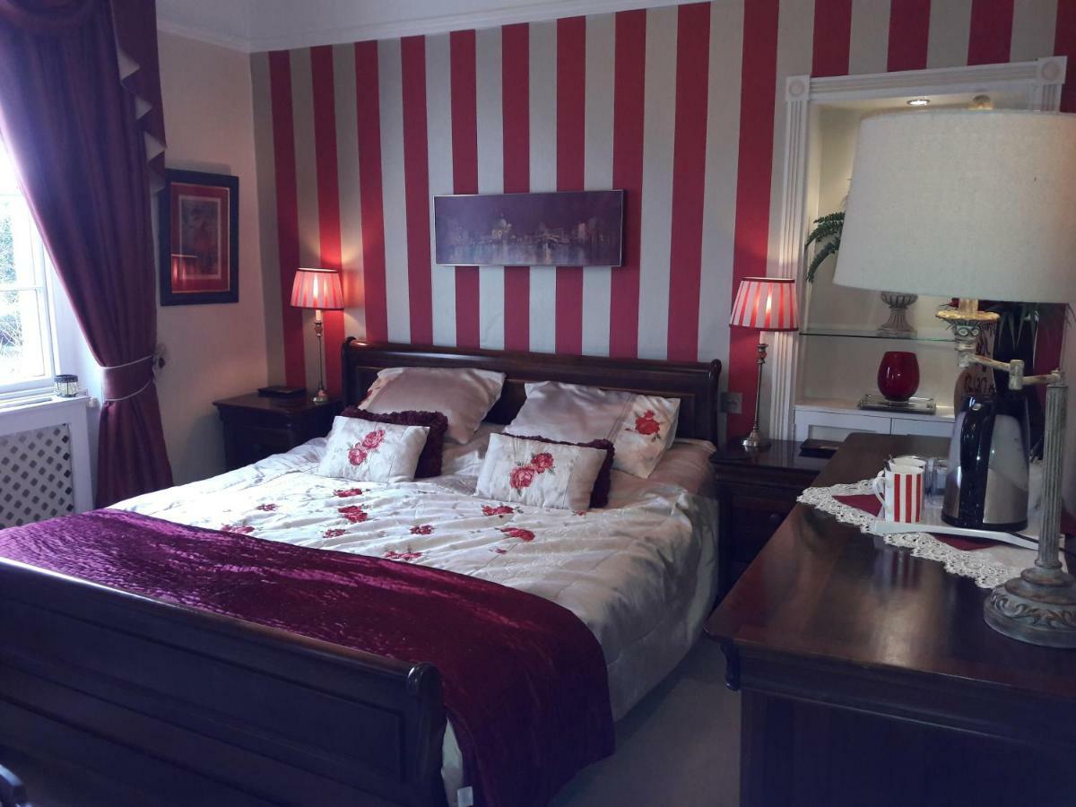 Holly House Bed And Breakfast And Apartments Hereford Exterior foto