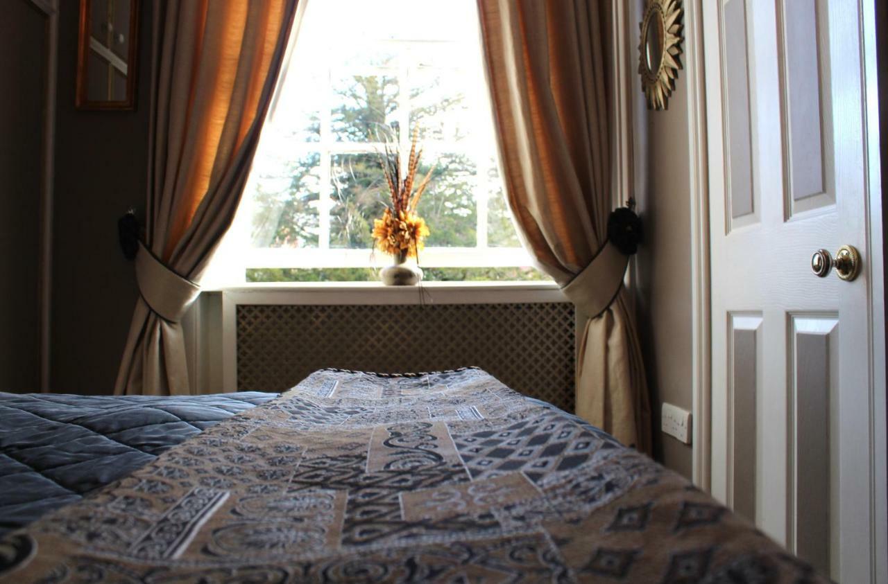 Holly House Bed And Breakfast And Apartments Hereford Exterior foto